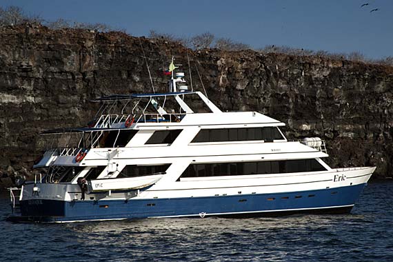 Exploring the Galapagos in a small boat allows an intimate, natural experience.
