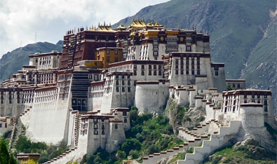 Tibet: Journey from Lhasa to Everest Tibet: Journey from Lhasa to Everest