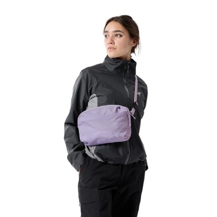 Arc'teryx Heliad Crossbody Bag 4