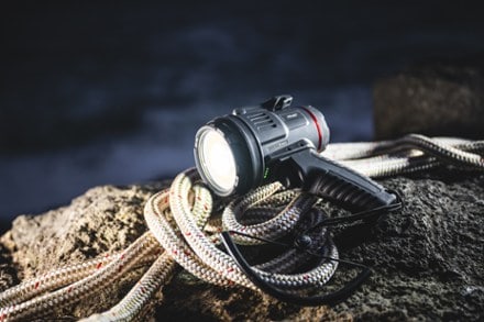 Coast Longshot LS50R Spotlight 8