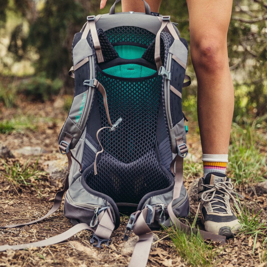 Location Image for Jade 28 Pack - Women's