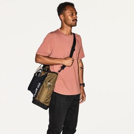 Janji Ultrahauler Super Tote 4