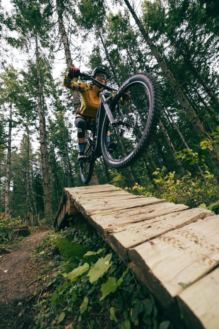 Location Image for Altitude Carbon 50 Mountain Bike