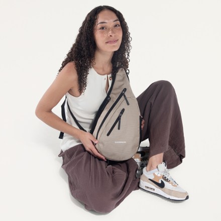 Sherpani Esprit Anti-Theft Sling Bag 9