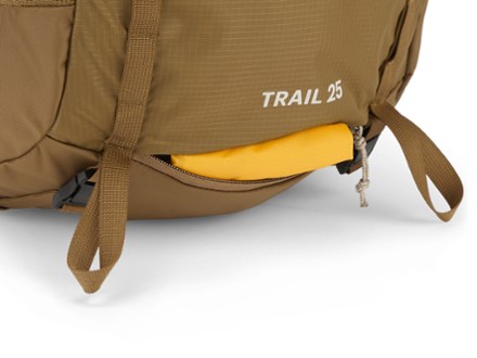 REI Co-op Trail 25 Pack Raincover pocket