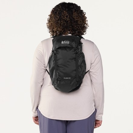 REI Co-op Flash 22 Pack 1