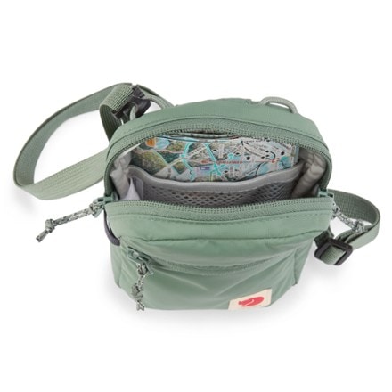Fjallraven High Coast Pocket Sling Bag 6