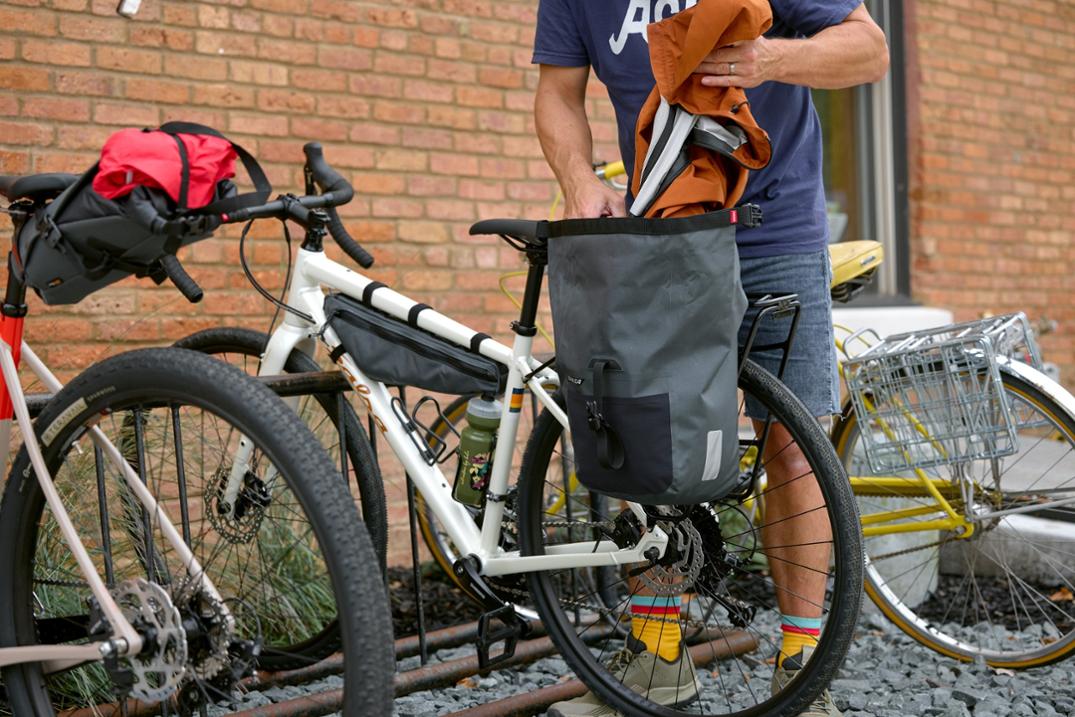 Location Image for EXP Agave Pannier - Single