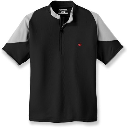 Product Image of color Black/Martini