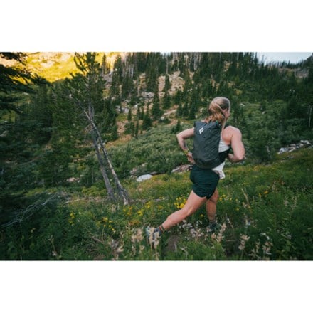 Black Diamond Distance 15 Pack - Women's 10