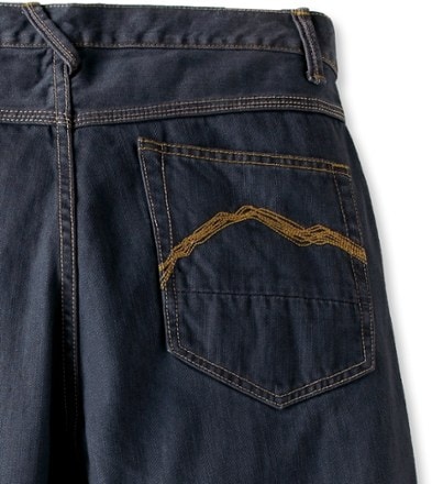 Detail of back right pocket