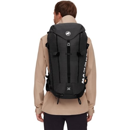Mammut Trion 38 Pack - Men's 5