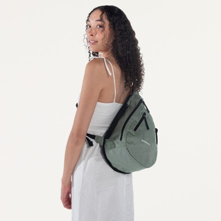 Sherpani Esprit Anti-Theft Sling Bag 7