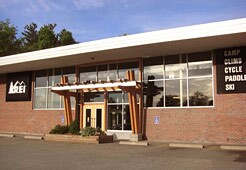 REI Reading Store