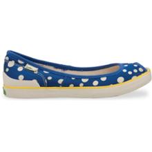 Simple Entire Slip-On Shoes - Women's