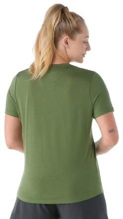 Active Ultralite V-Neck T-Shirt - Women's