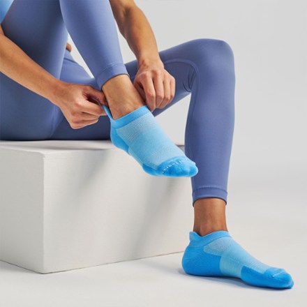 High Performance Cushion NST Socks