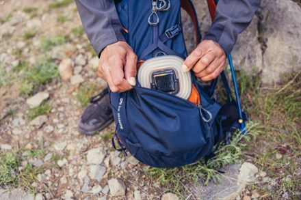 Inertia 24 H2O Hydration Pack - Men's