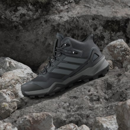 Terrex Skychaser Mid GORE-TEX Hiking Boots - Women's