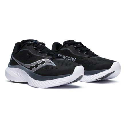 Kinvara 15 Road-Running Shoes - Women's