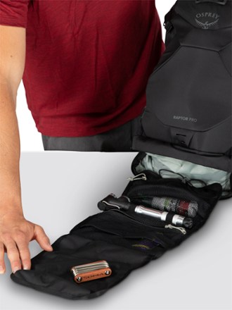 Raptor Pro 18 Hydration Pack - Men's