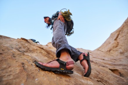 Cairn Evo Sandals