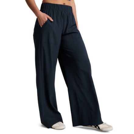 Stretch Woven Wide-Leg Pants - Women's