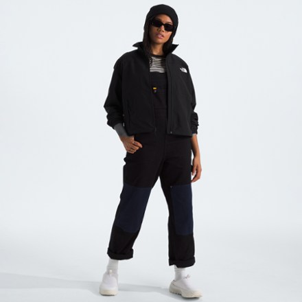 Easy Wind Track Jacket - Women's
