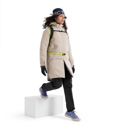 Beta Down Parka - Women's