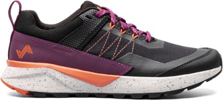 Cascade Peak Low WP Sneakers - Women's