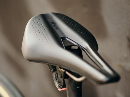 Tempo Argo R1 Saddle