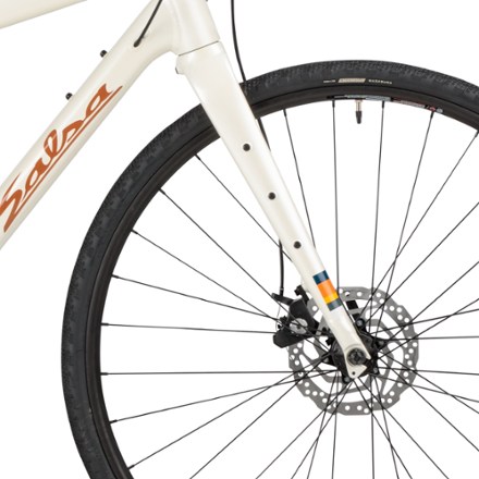 Journeyer Claris 700 Bike