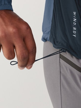 Own The Run Jacket - Men's