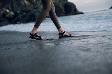 Original Universal Sandals - Women's