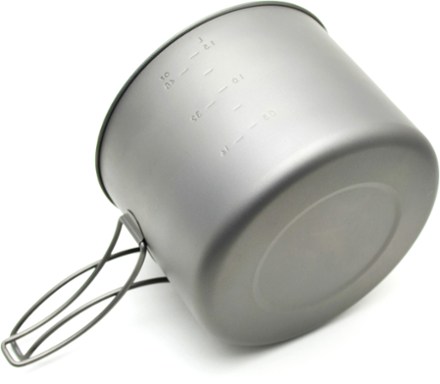 Titanium 1600ml Pot with Pan