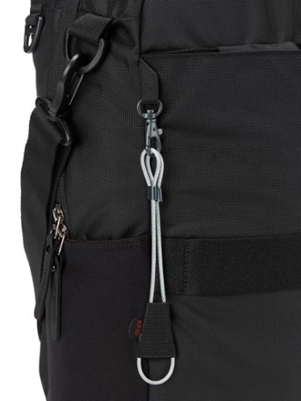 Sojourn Tote Pack - Women's