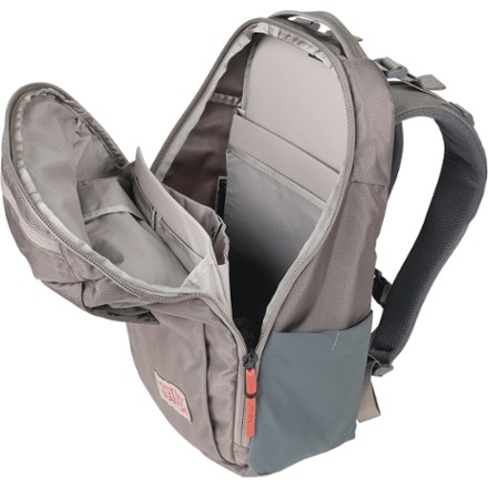 District 18 Pack