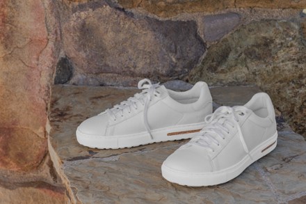 Bend Sneakers - Women's