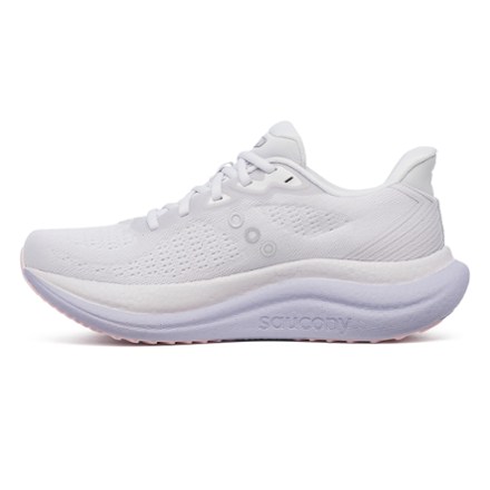 Triumph 23 Road-Running Shoes - Women's