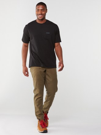 Line Logo Ridge Pocket Responsibili-Tee T-Shirt - Men's