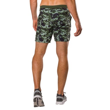Printed Essential 7" Shorts 2.0 - Men's