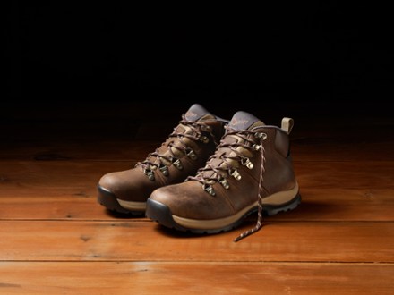Sandy Ridge Hiking Boots - Women's