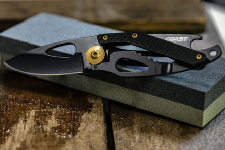 KL20R Flashlight and FX200 Pocket Knife Combo