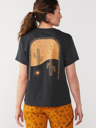 Graphic T-Shirt - Women's