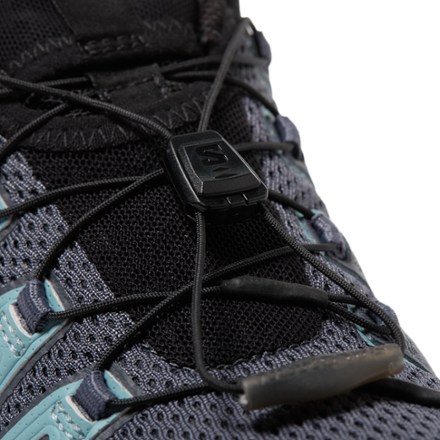 XA Pro 3D V9 Trail Shoes - Women's