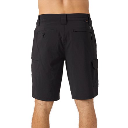 TRVLR Cargo 20" Hybrid Shorts - Men's