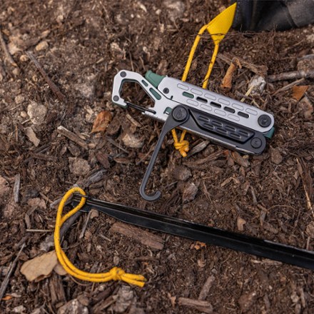 Stakeout Spark Multi-Tool