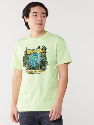 Feel the Earth Breathe Globe T-Shirt