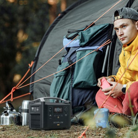 RIVER Pro Portable Power Station