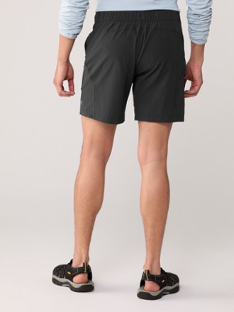 Astro 7" Shorts - Men's
